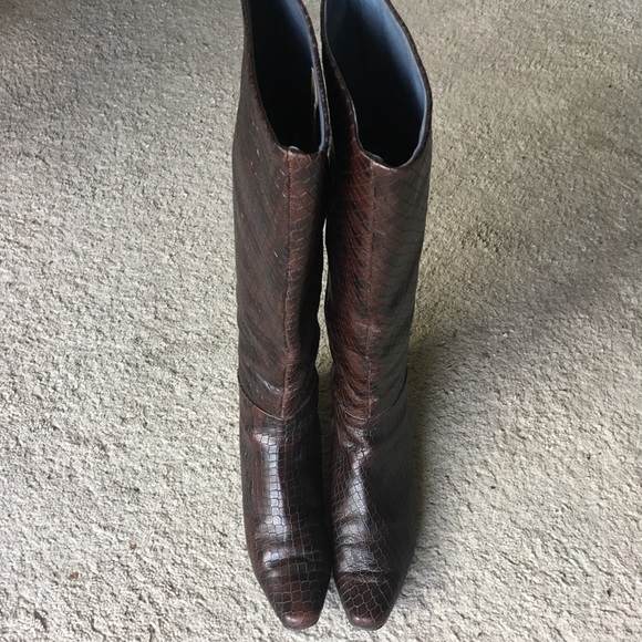 farylrobin faux brown crocodile low heel boots; 7 - Picture 1 of 7